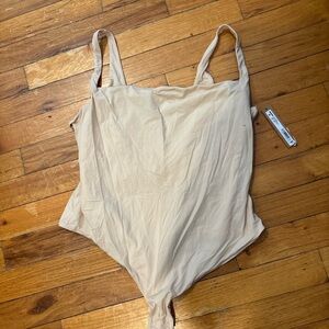 Skims nude stretchy bodysuit nwt xl